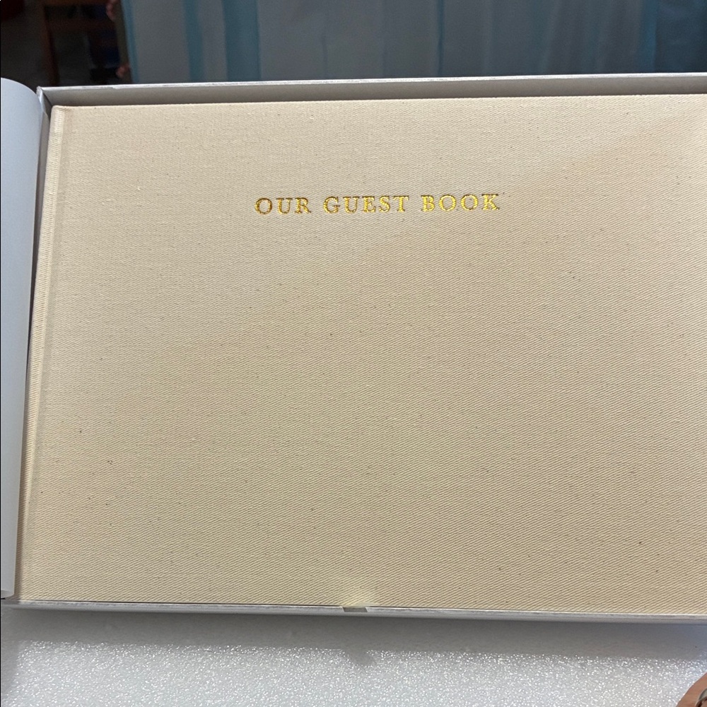 Memoire White Guest Book with Black Text